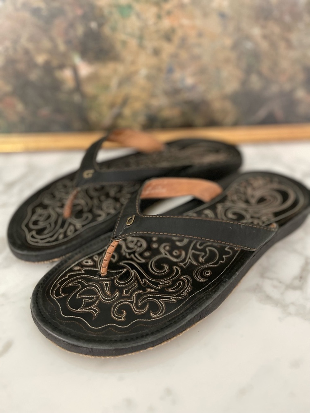 Olukai Paniolo Flip Flop Black Leather Sandals Size 11 - Picture 4 of 9